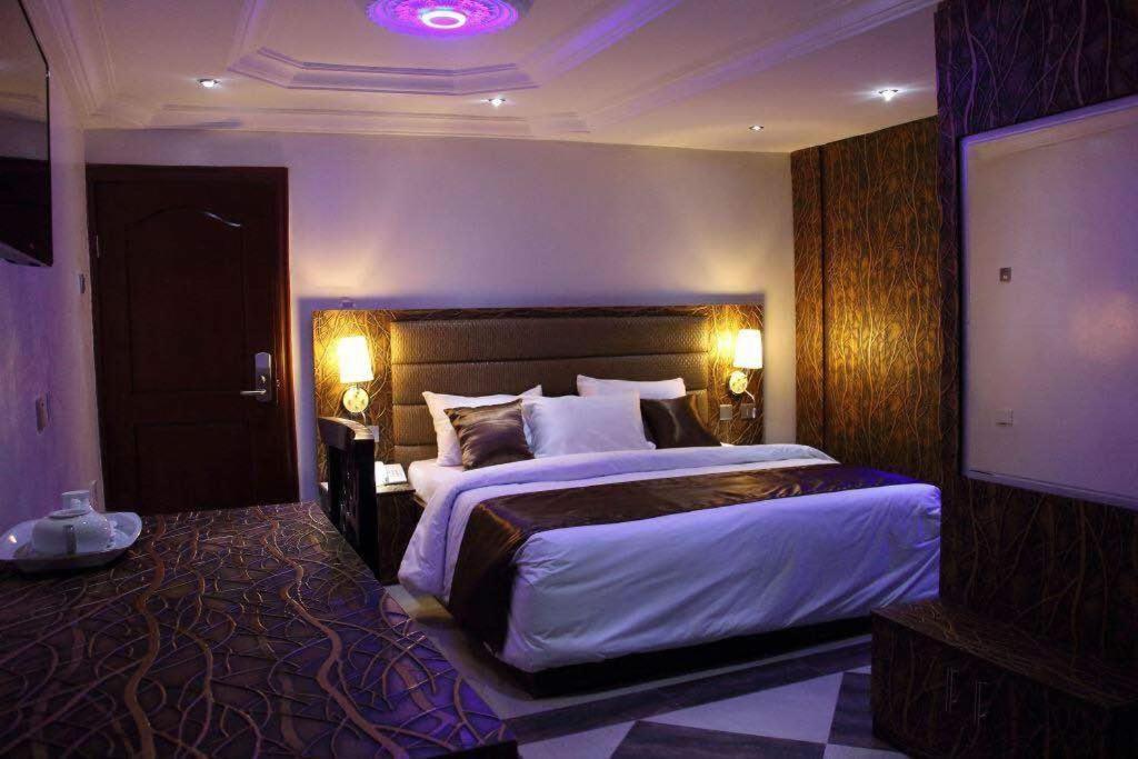 E-Suite Hotel Abuja Eksteriør billede