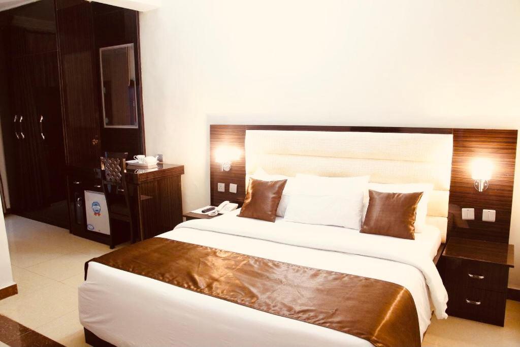 E-Suite Hotel Abuja Eksteriør billede